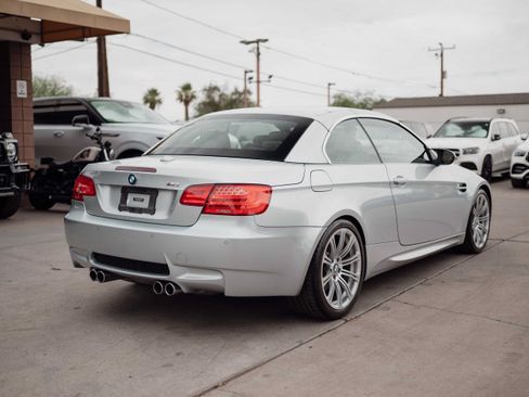 Used 2013 BMW M3 Convertible w/ Premium Pkg RWD image 4