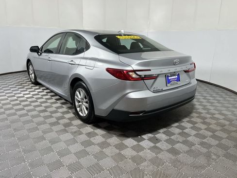 Used 2025 Toyota Camry LE FWD image 6