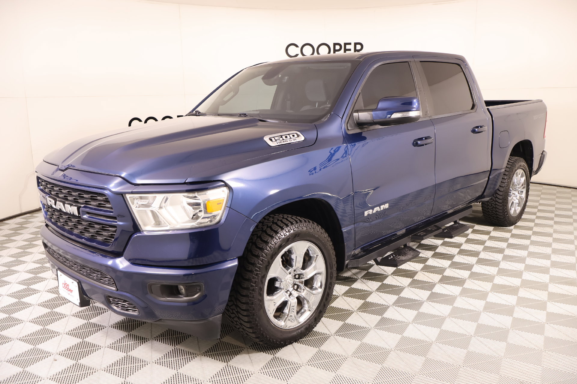Used 2022 RAM 1500 Big Horn RWD image 10
