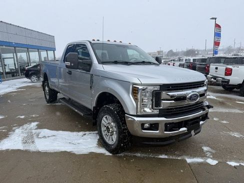Used 2019 Ford F350 XLT w/ XLT Value Package image 7