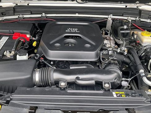 Certified 2020 Jeep Wrangler Unlimited Sahara image 36