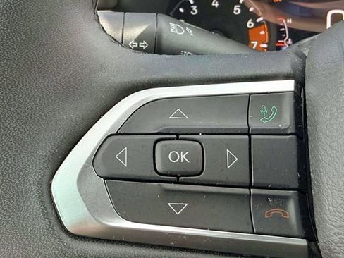 Certified 2025 Jeep Compass Limited AWD/4WD image 24