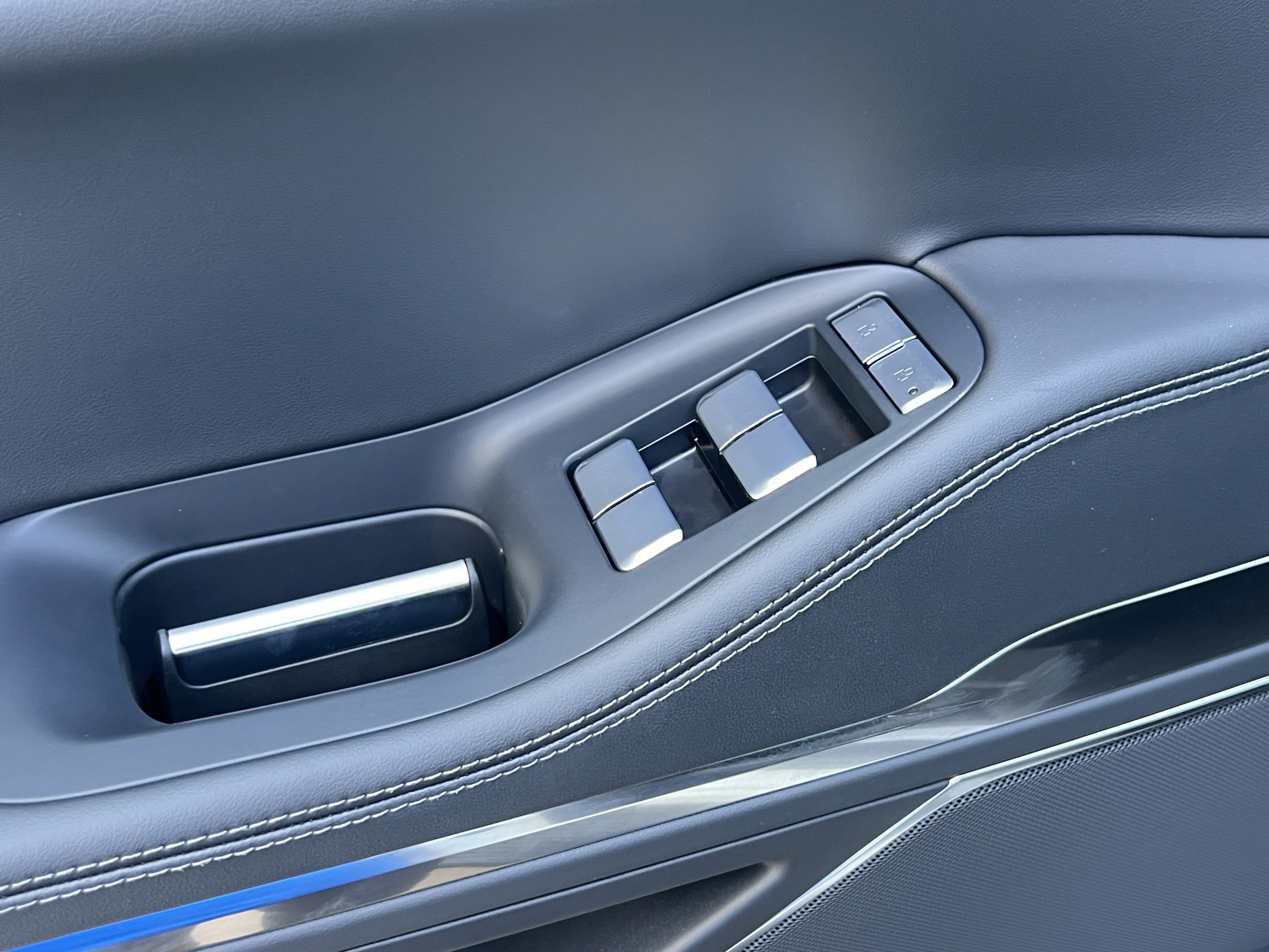 New 2027 Lincoln Navigator Premiere RWD image 10