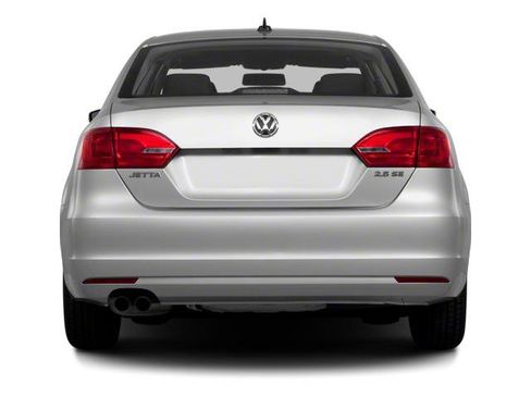 Used 2013 Volkswagen Jetta SE FWD image 5