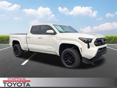 New 2025 Toyota Tacoma SR5