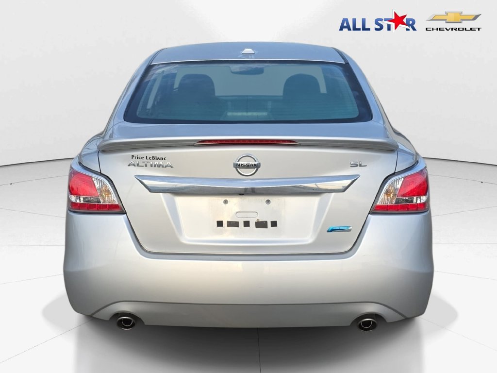 Used 2014 Nissan Altima 2.5 SL w/ Moonroof Package FWD image 4