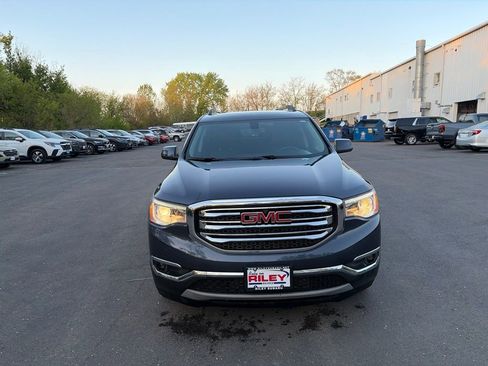 Used 2018 GMC Acadia SLT AWD/4WD image 12