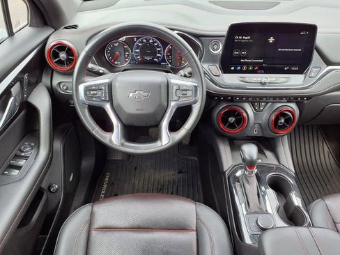 Certified 2023 Chevrolet Blazer RS w/ Enhanced Convenience Package FWD image 6