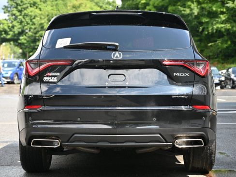 Used 2023 Acura MDX A-Spec AWD/4WD image 6