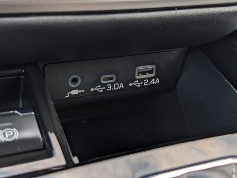Used 2025 Subaru Legacy Premium AWD/4WD image 33