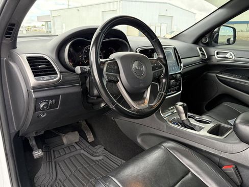 Used 2020 Jeep Grand Cherokee Limited w/ Luxury Group II RWD image 11