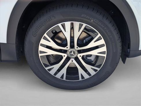 Used 2026 Mercedes-Benz GLB 250 image 9
