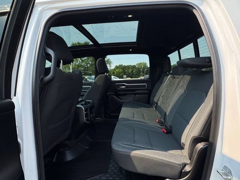 Used 2022 RAM 1500 Big Horn AWD/4WD image 35