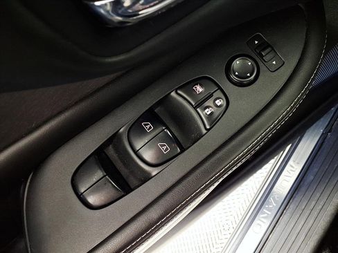 Used 2020 Nissan Murano S w/ Technology Package image 25