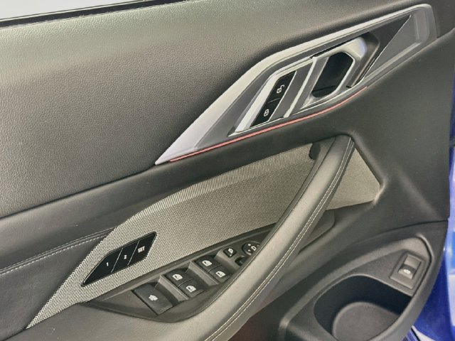 Used 2022 BMW M4 xDrive Competition AWD/4WD image 26