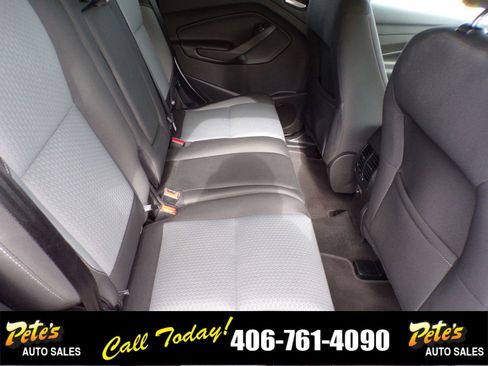 Used 2017 Ford Escape SE image 14