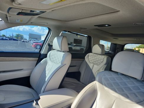 Used 2022 Hyundai Palisade Limited FWD image 18