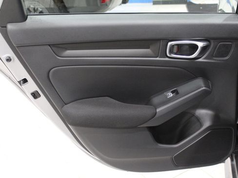 Certified 2022 Honda Civic EX image 17