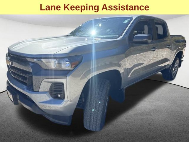 Used 2023 Chevrolet Colorado LT w/ LT Convenience Package AWD/4WD image 5