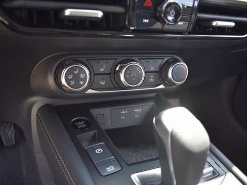 New 2025 Nissan Kicks SV w/ SV Premium Package image 26