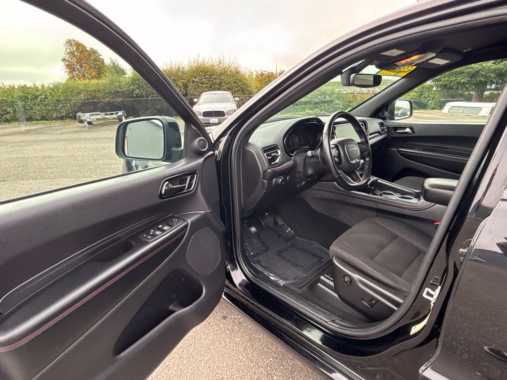 Used 2025 Dodge Durango GT AWD/4WD image 32
