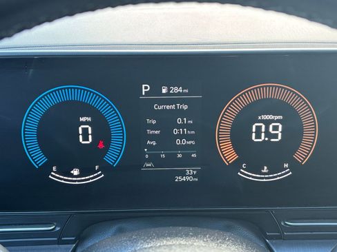 Used 2025 Hyundai Kona SEL image 36