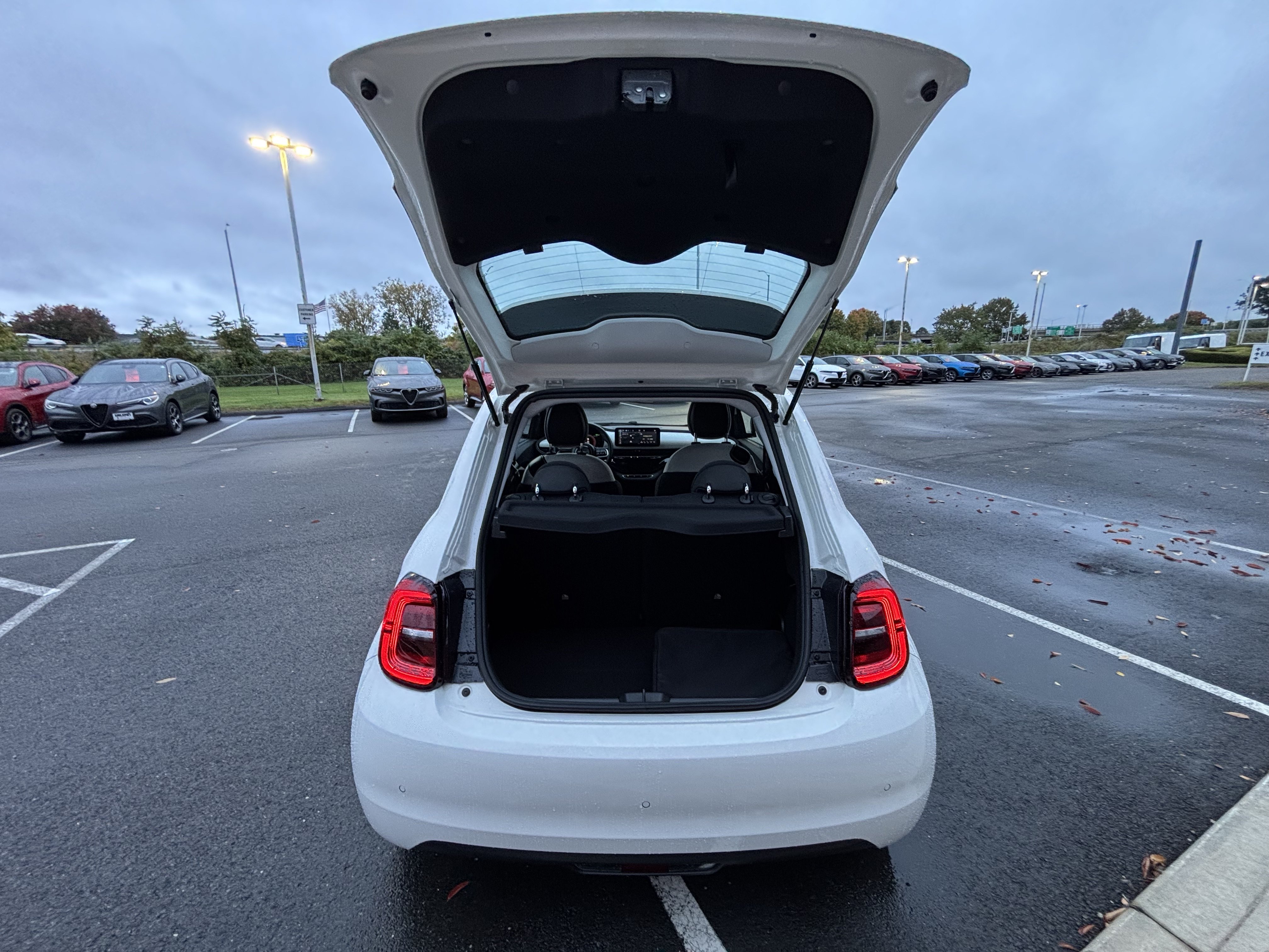 New 2026 FIAT 500 e FWD image 38
