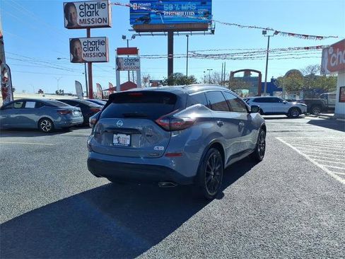 Certified 2022 Nissan Murano SV w/ SV Midnight Edition Package image 5