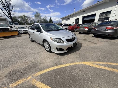 Used 2009 Toyota Corolla XRS FWD image 5