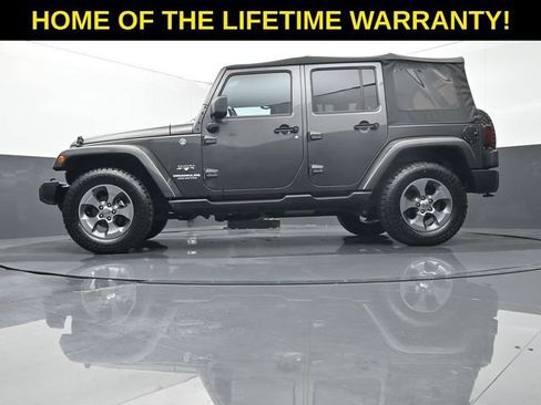 Used 2017 Jeep Wrangler Unlimited Sahara w/ Max Tow Package AWD/4WD image 50