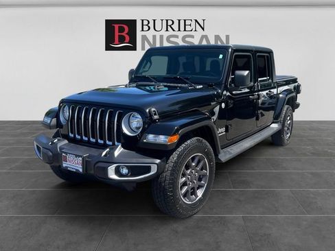 Used 2021 Jeep Gladiator Overland AWD/4WD image 1