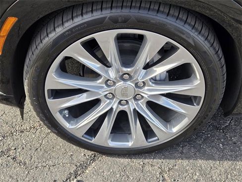 New 2026 Cadillac Vistiq Premium Luxury w/ LPO, Floor Liner Package image 9