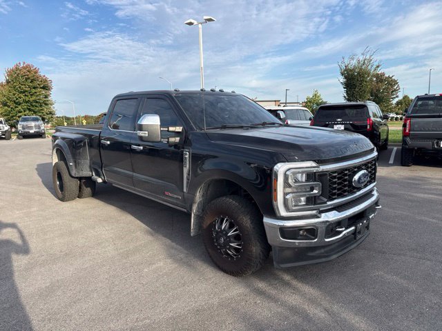 Used 2024 Ford F350 Lariat w/ Lariat Ultimate Package AWD/4WD image 1