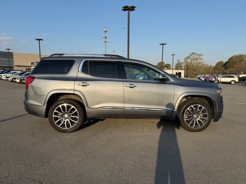 Used 2020 GMC Acadia Denali w/ Trailering Package image 8