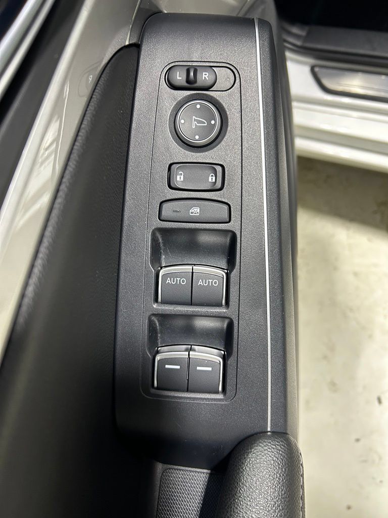 Used 2023 Acura Integra A-Spec FWD image 11