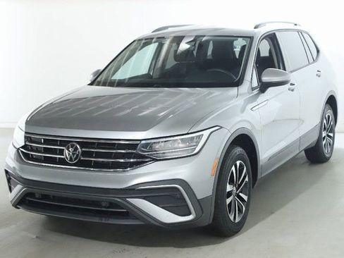 Used 2023 Volkswagen Tiguan S FWD image 1
