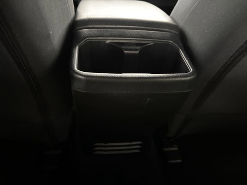 Used 2022 Toyota Tacoma TRD Off-Road image 32