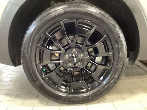 Certified 2022 Kia Telluride EX w/ EX Premium Package image 29