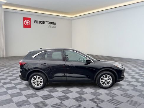 Used 2023 Ford Escape Active w/ Tech Pack #2 image 2