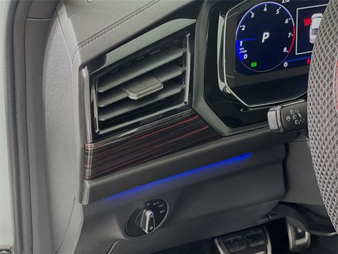 Used 2022 Volkswagen Jetta GLI Autobahn image 14