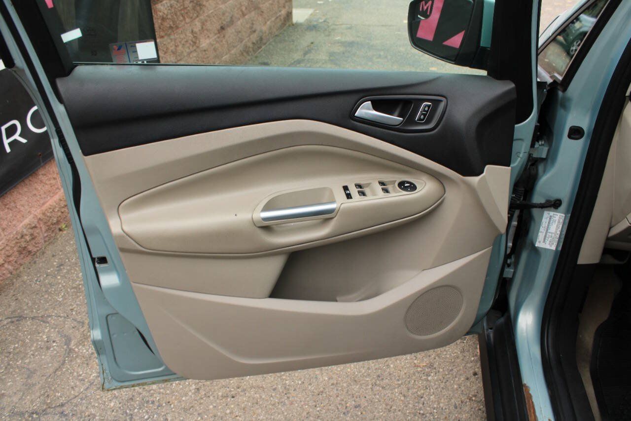 Used 2014 Ford C-MAX SE FWD image 24