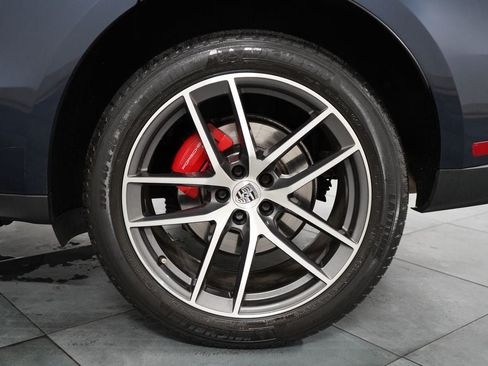 Used 2023 Porsche Macan S AWD/4WD image 36