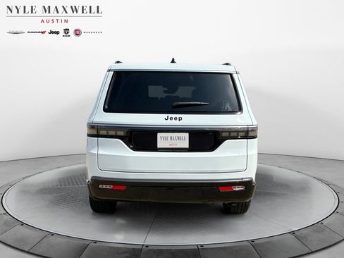 New 2026 Jeep Grand Wagoneer 2WD image 15