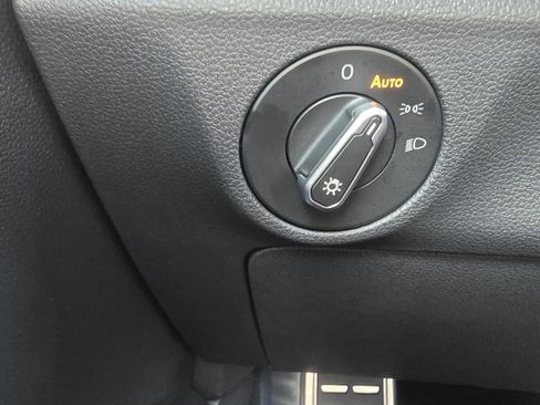 Used 2025 Volkswagen Jetta GLI Autobahn image 15