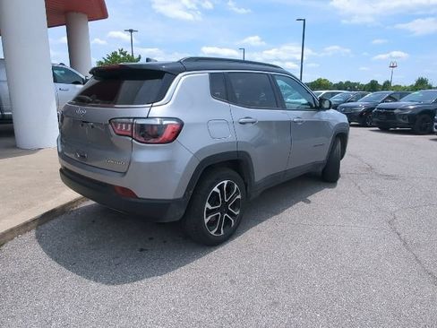 Used 2024 Jeep Compass Limited AWD/4WD image 30