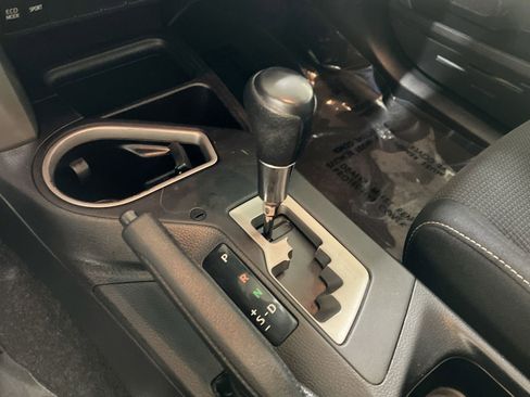 Used 2016 Toyota RAV4 XLE image 15