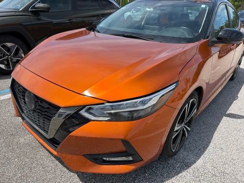 Used 2022 Nissan Sentra SR FWD image 3