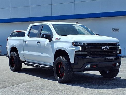 Used 2021 Chevrolet Silverado 1500 LT Trail Boss w/ Convenience Package II AWD/4WD image 1