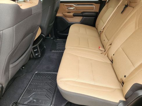 Used 2019 RAM 1500 Big Horn AWD/4WD image 30
