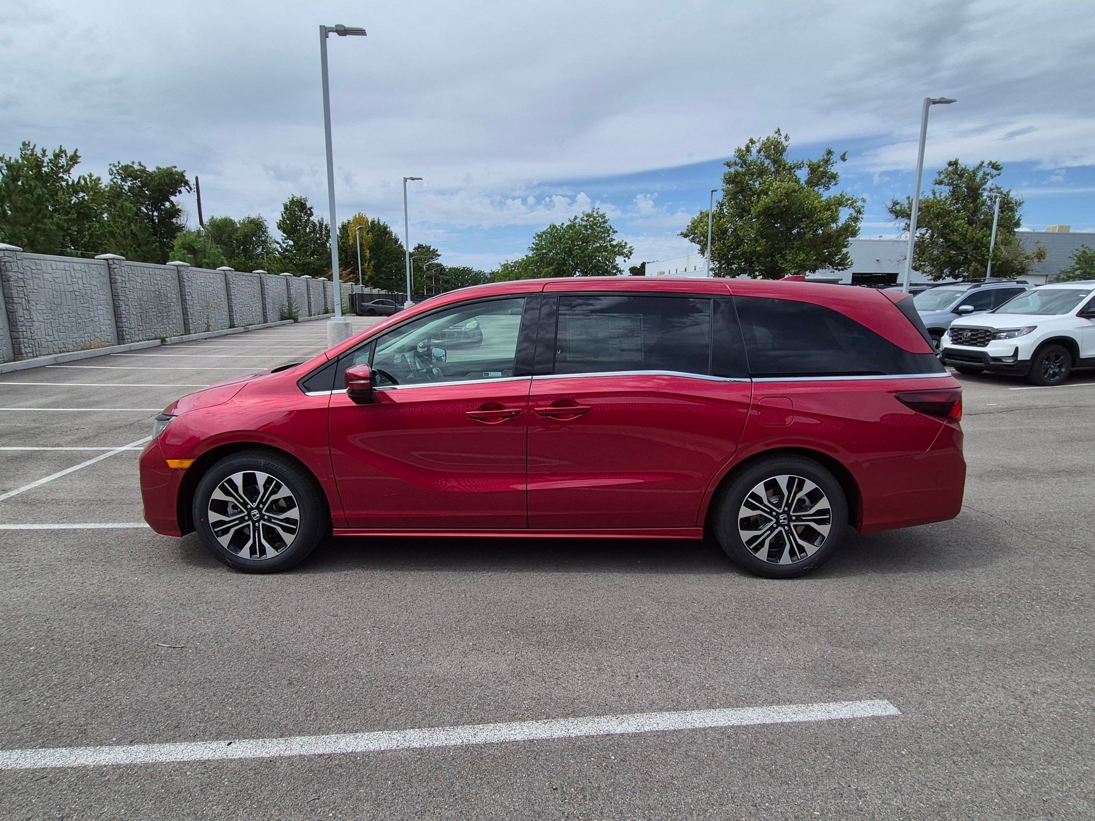New 2026 Honda Odyssey Elite image 8